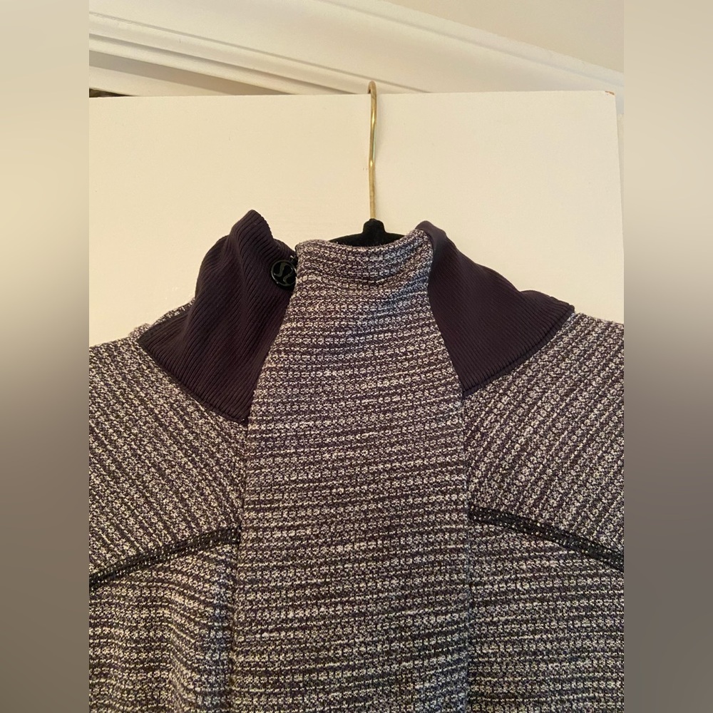 Lululemon Half Zip With Pockets! - image 5